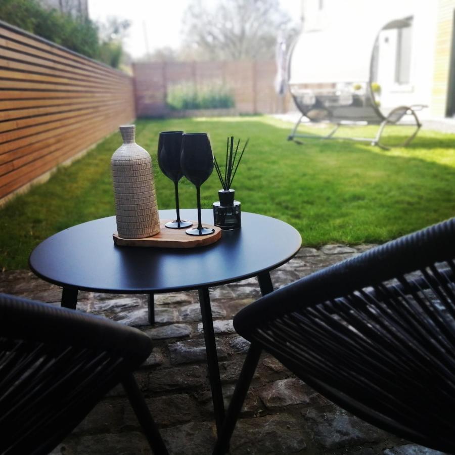 Ou Git Le Bocq Spa Privatif Ciney Bagian luar foto